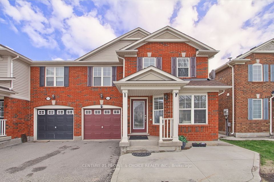 1076 Clark