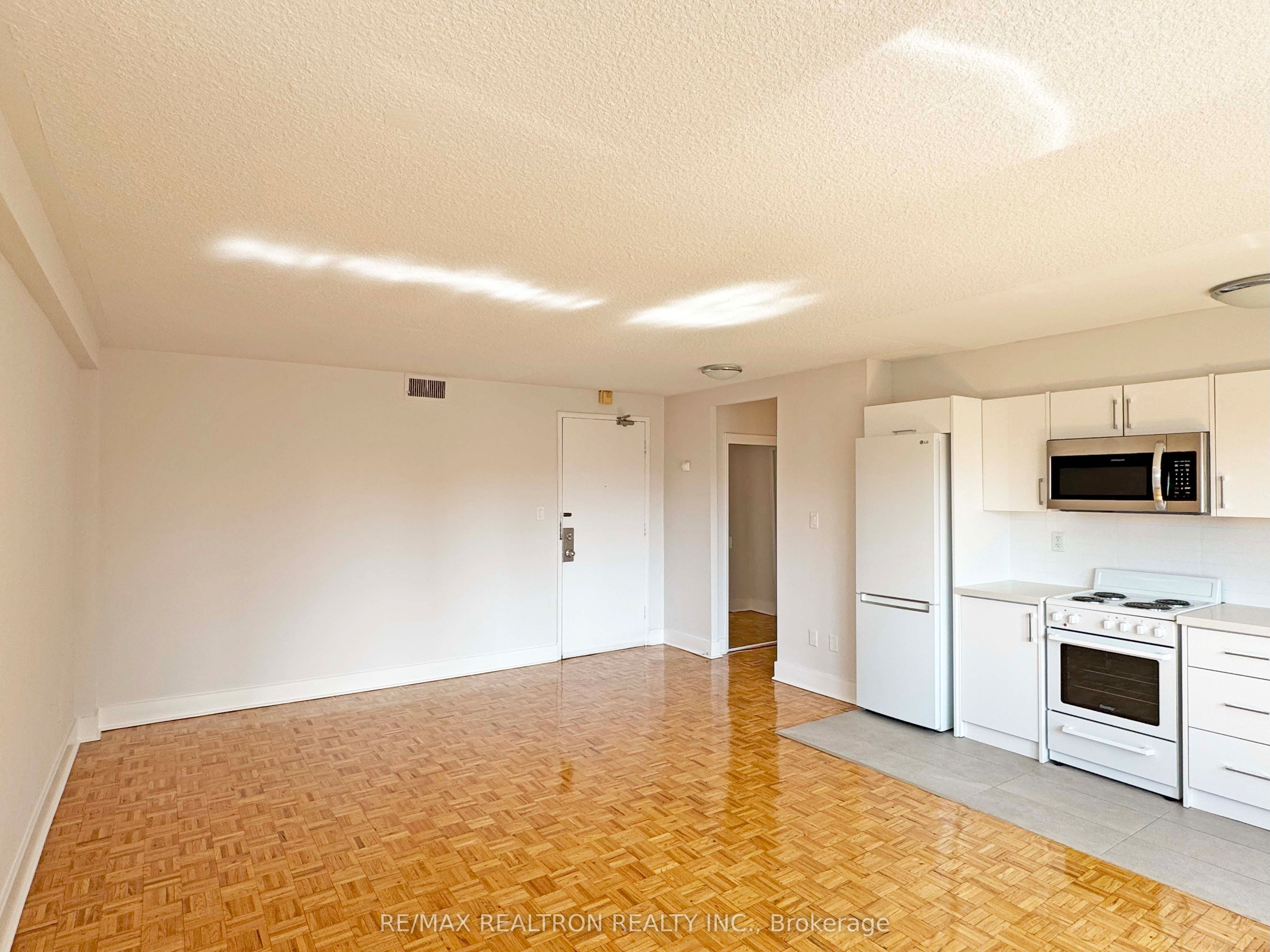 95 Lawton Boulevard, #605