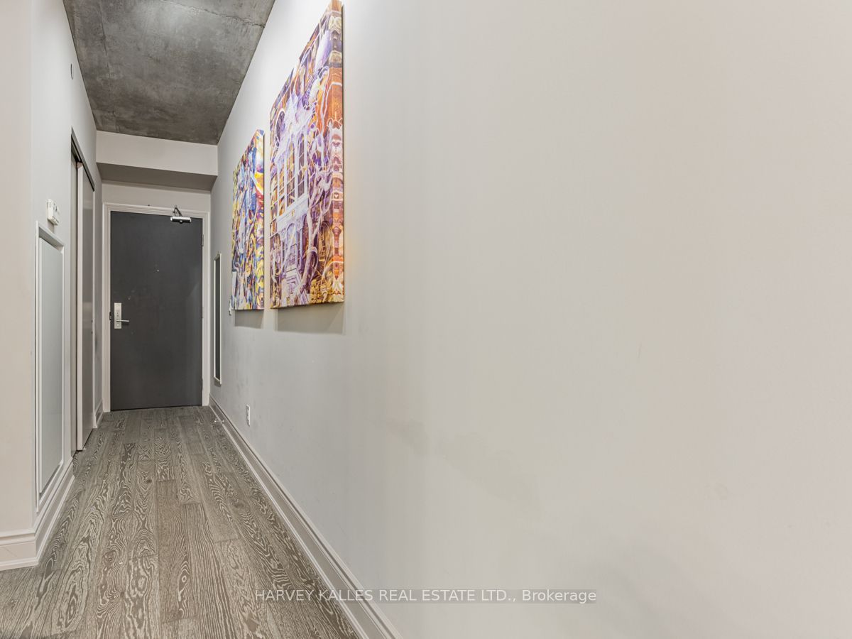 608 Richmond Street W 816