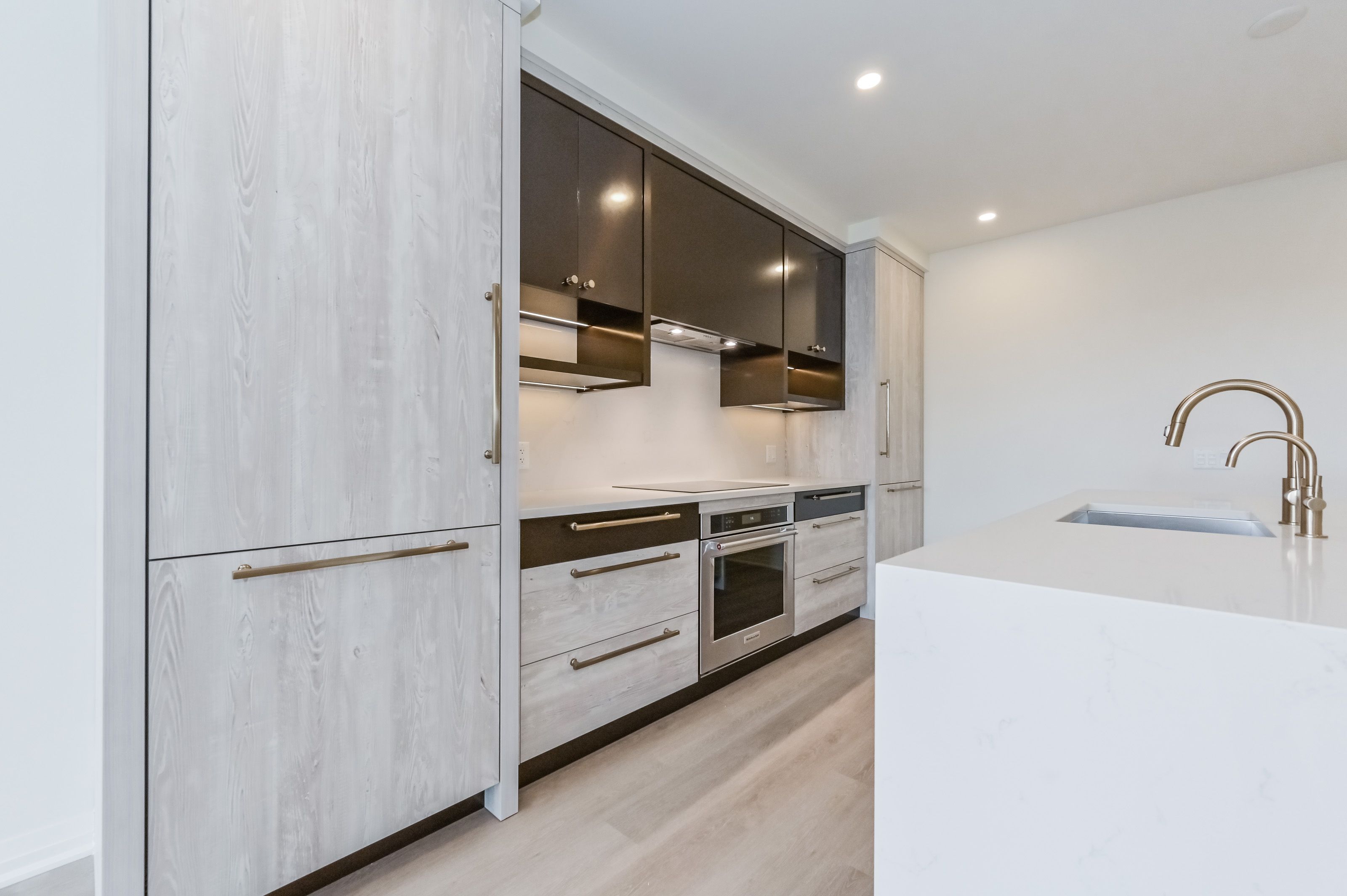 6523 Wellington 7 Road 402
