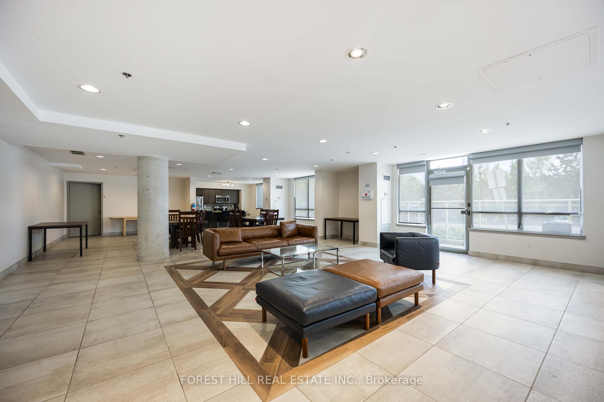 2 Bedrooms Condo at 812 Lansdowne, Toronto For sale