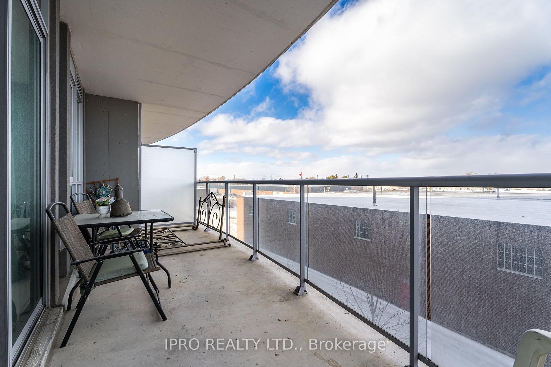 1 Bedroom Condo at 1328 Birchmount,  Toronto For sale