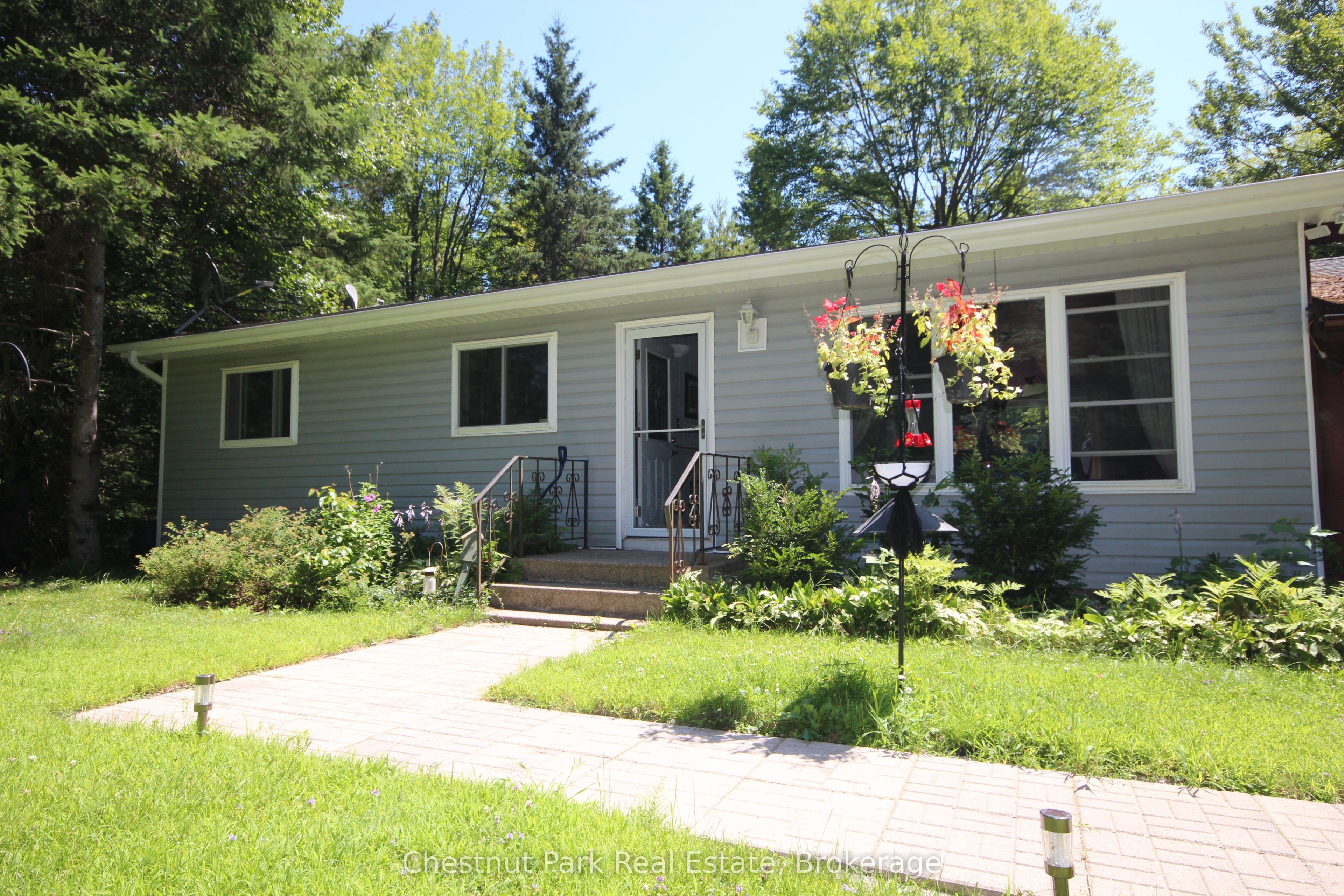 1028 Reg Schell Road, Gravenhurst, ON P0E 1G0