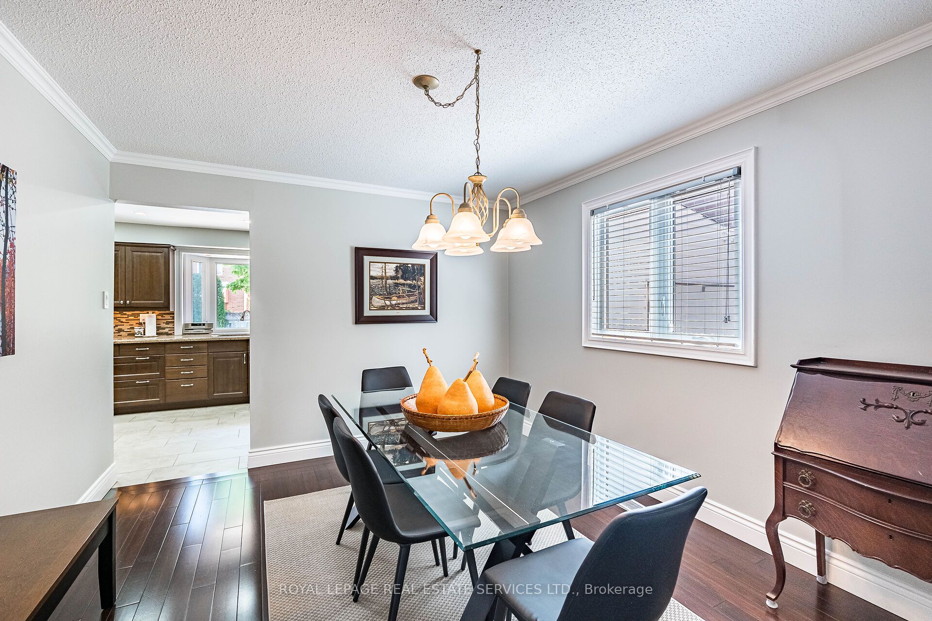 1532 Lovelady Crescent