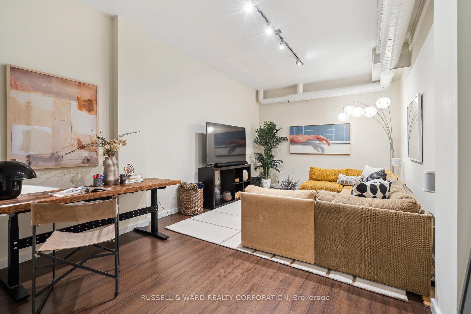 2 Bedrooms Condo at 394 Euclid,  Toronto For sale
