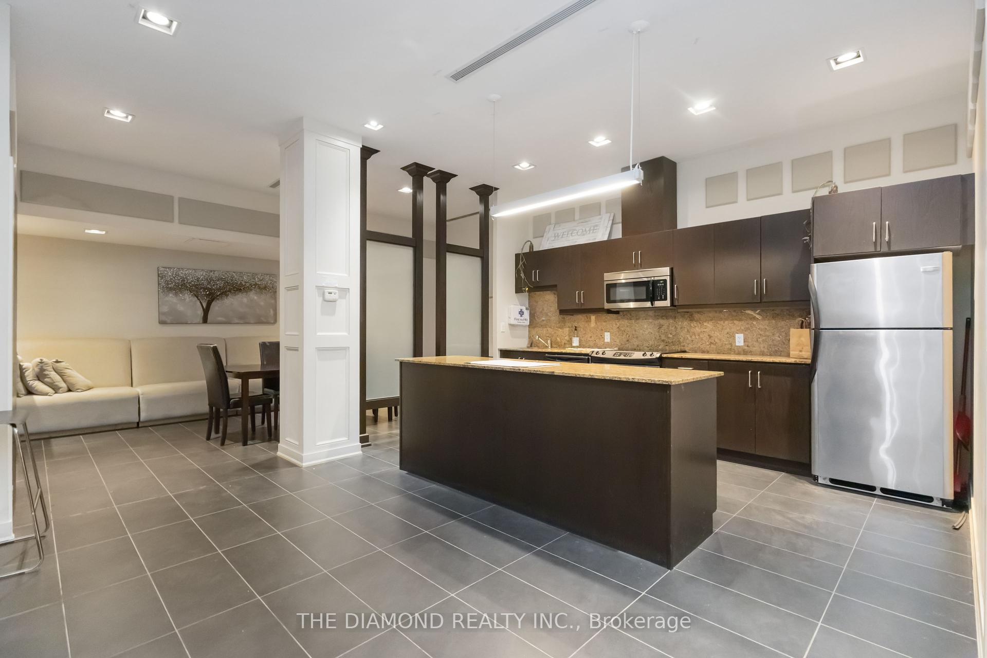 2 Bedrooms Condo at 201 Carlaw, Toronto For sale