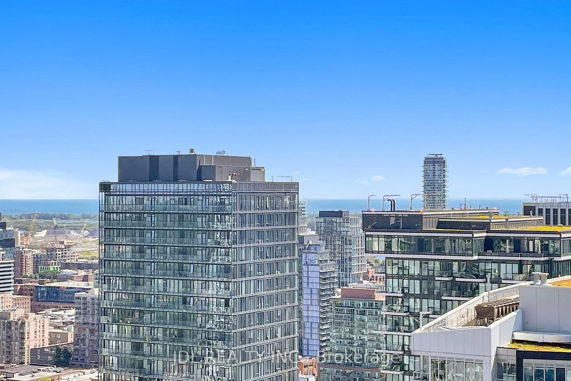 2 Bedrooms Condo at 100 Dalhousie, Toronto For sale
