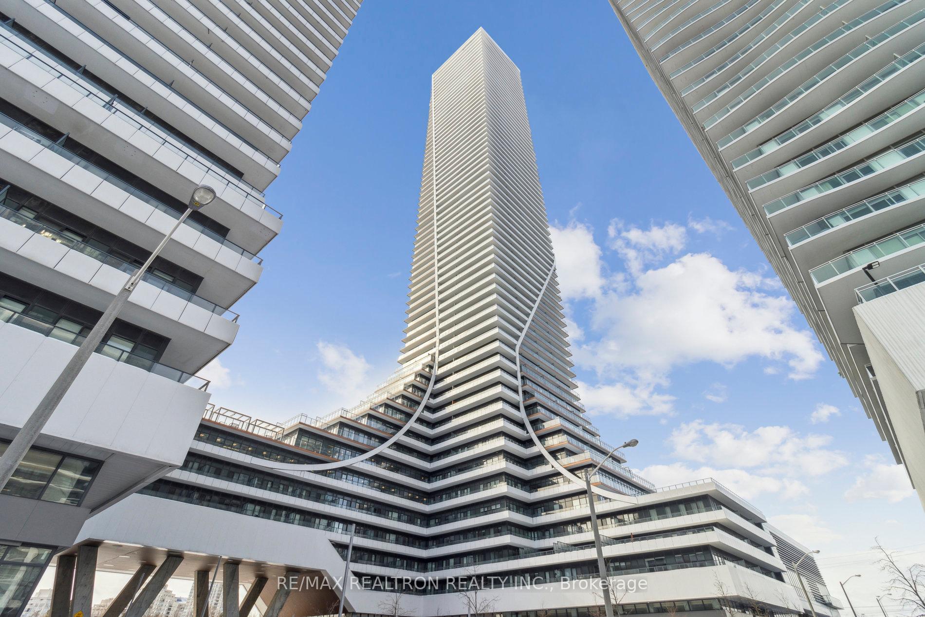 2 Bedrooms Condo at 30 Shore Breeze, Toronto For sale