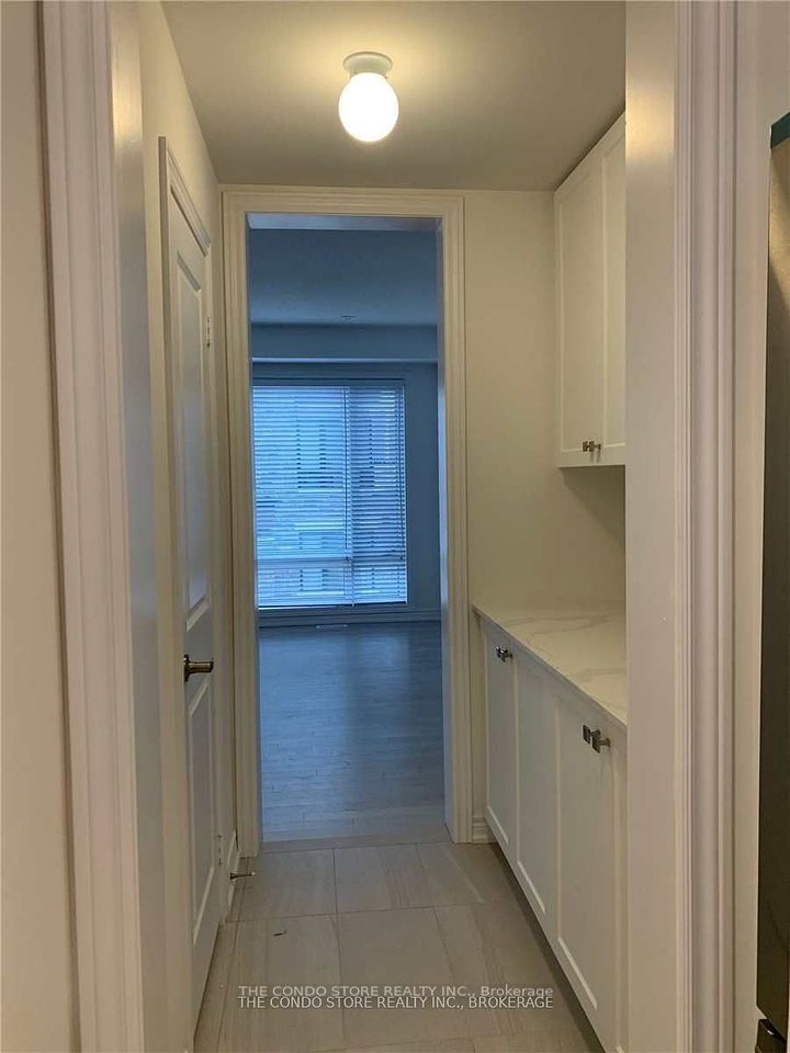 6 Steamboat Way, Whitby, ON L1N 0M6