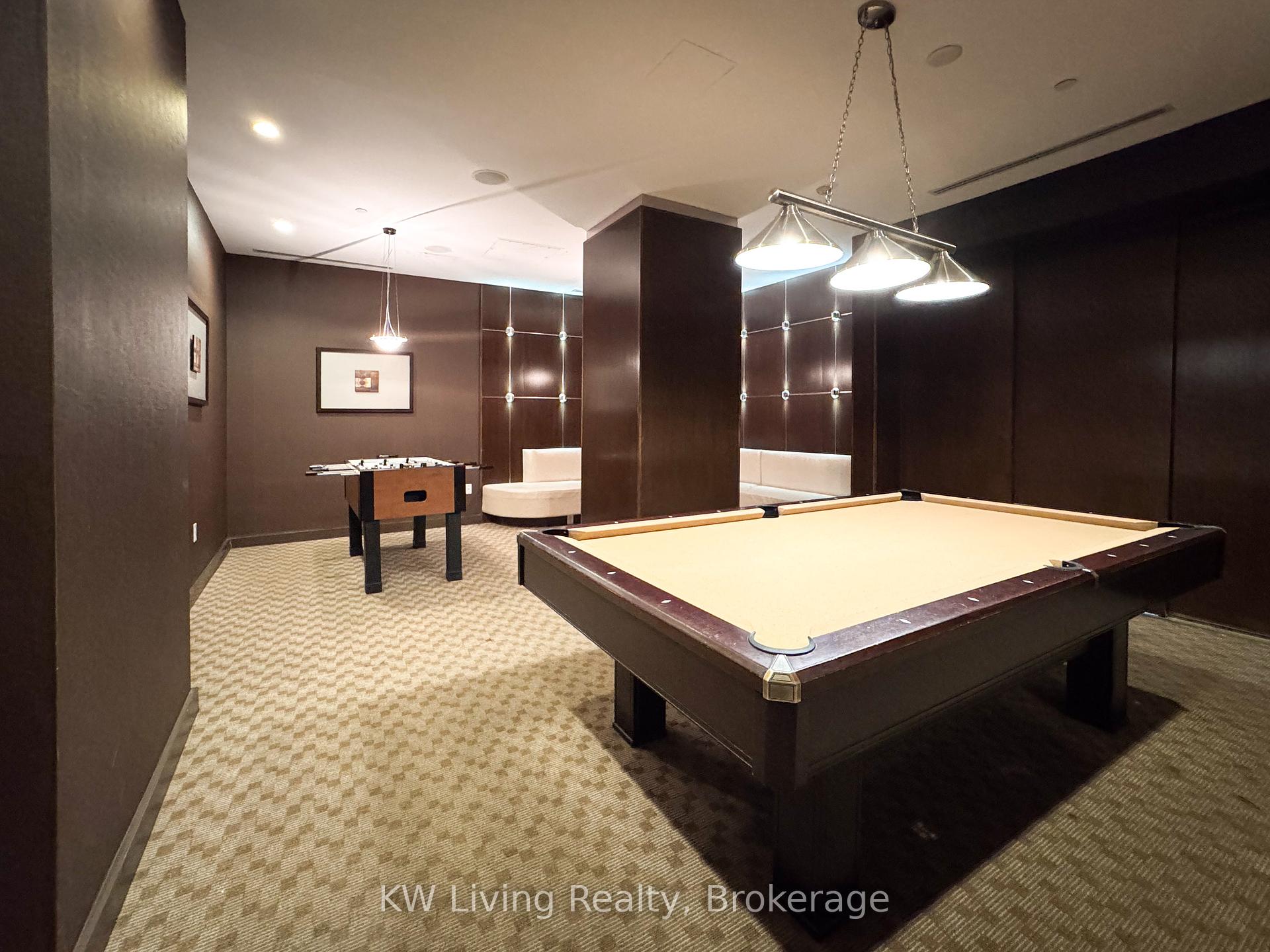 4 Bedrooms Condo at 500 Doris, Toronto For sale