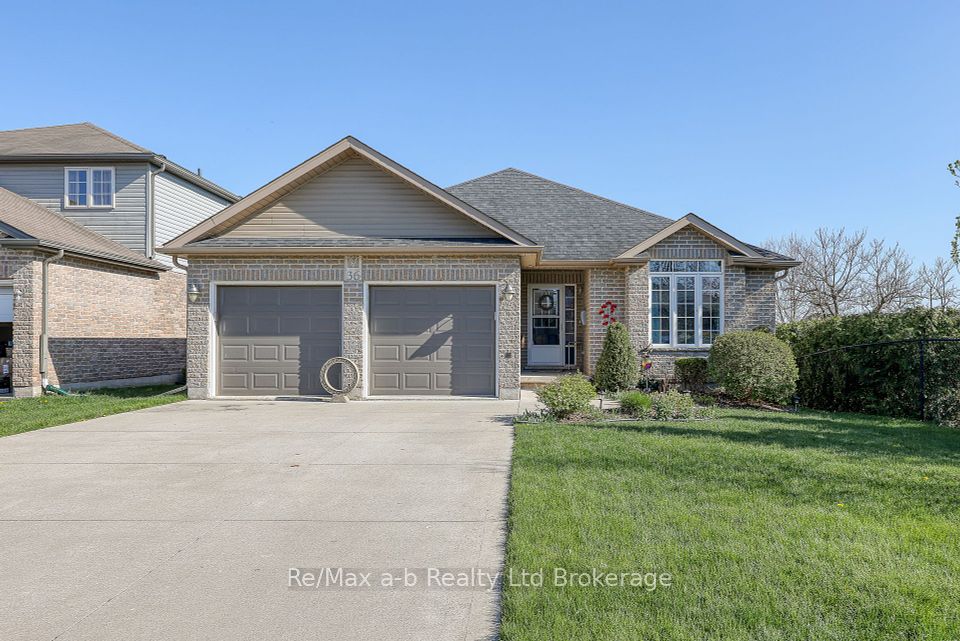 36 Woodhatch Crescent, Ingersoll, ON N5C 0A3