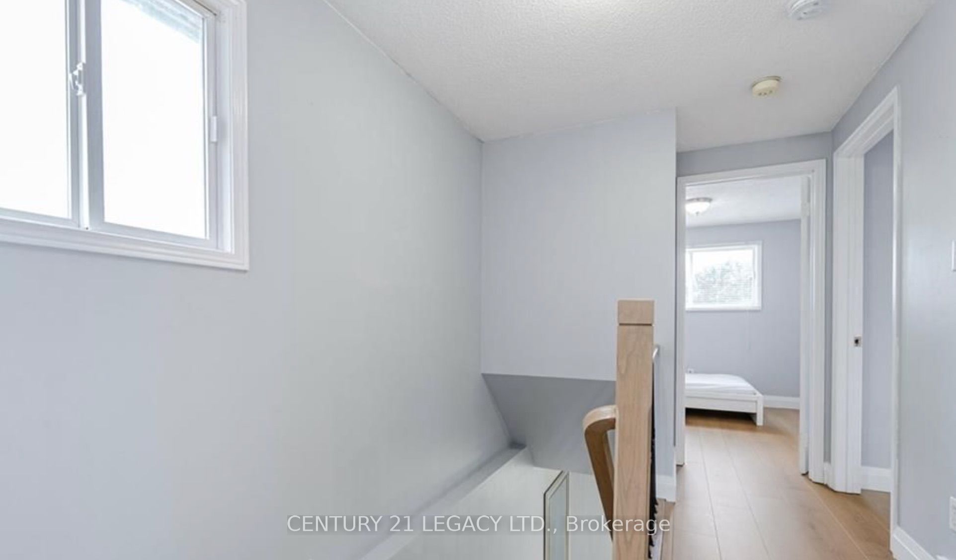 322 Benesfort Crescent