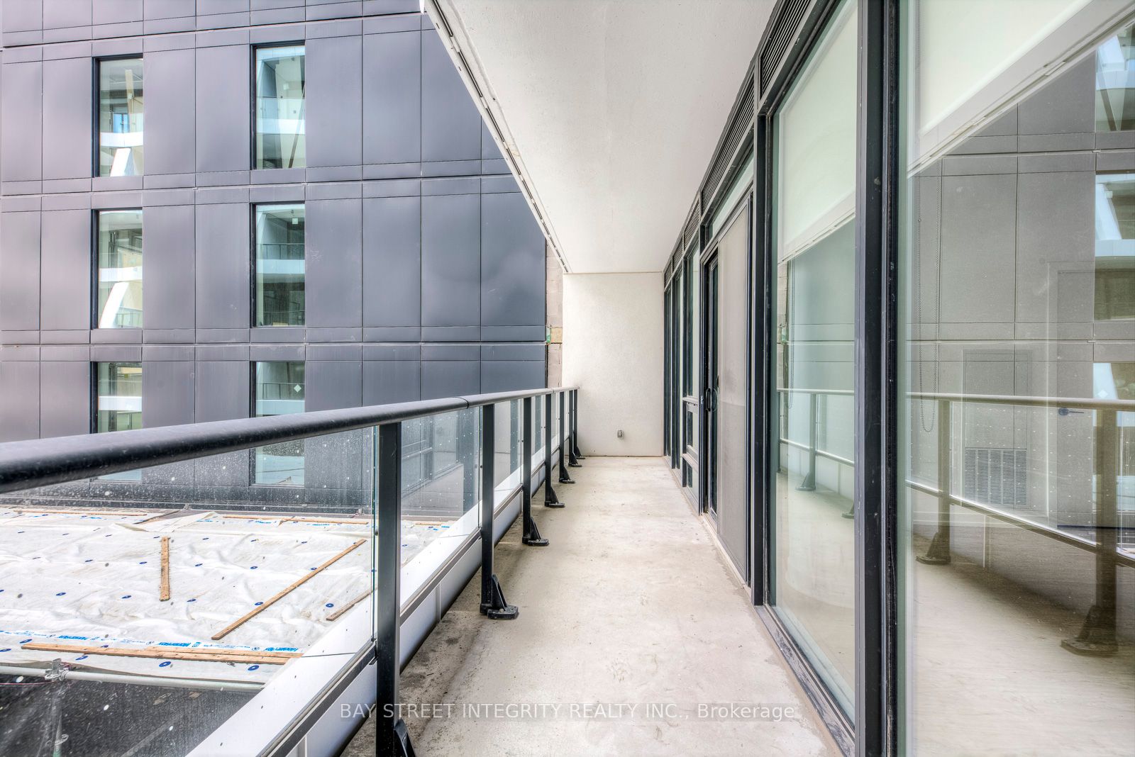 85 Wood Street, #505