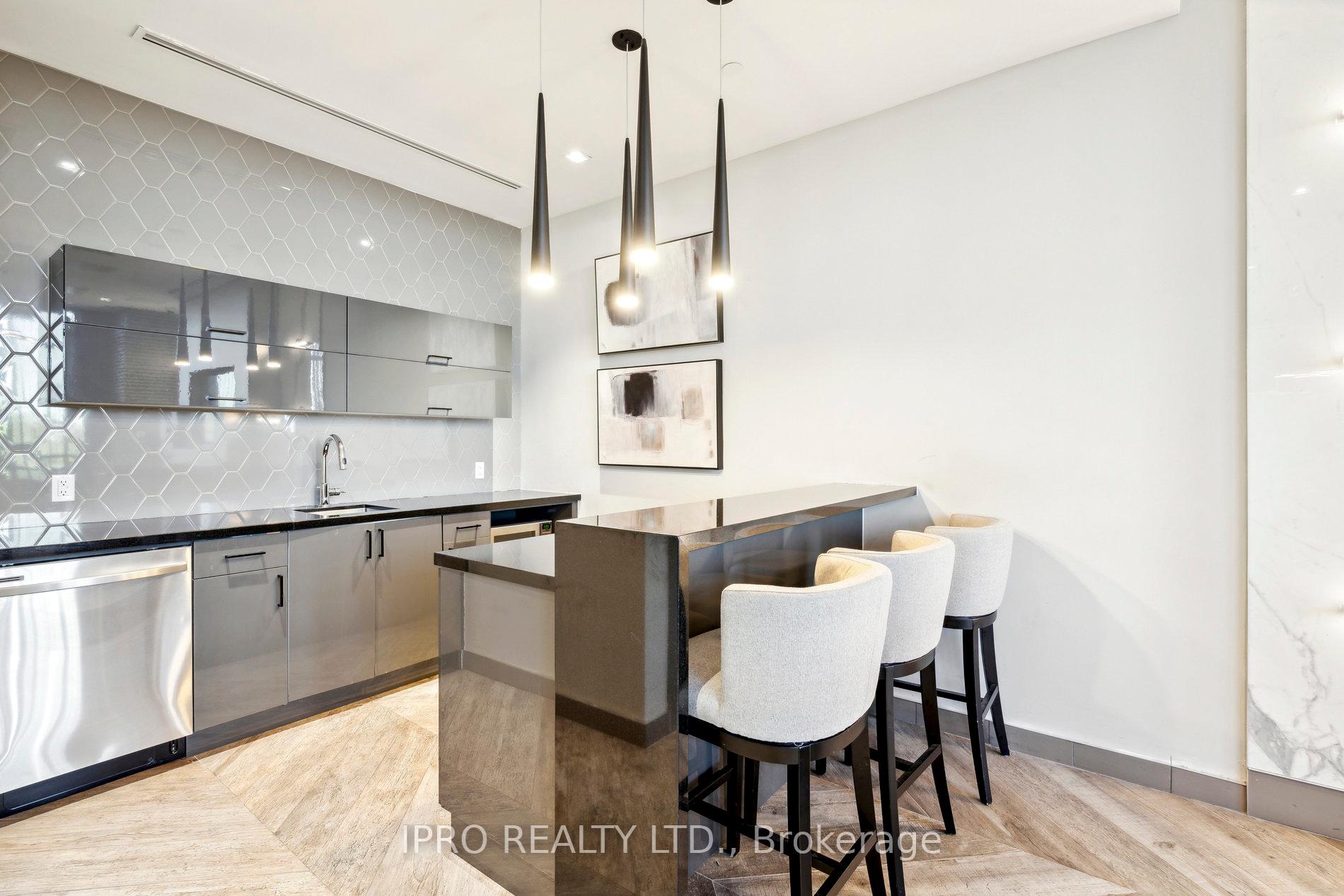 2 Bedrooms Condo at 50 Thomas Riley, Toronto For sale