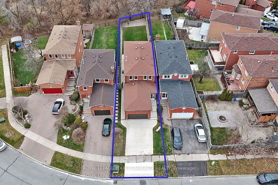 136 Woodcroft