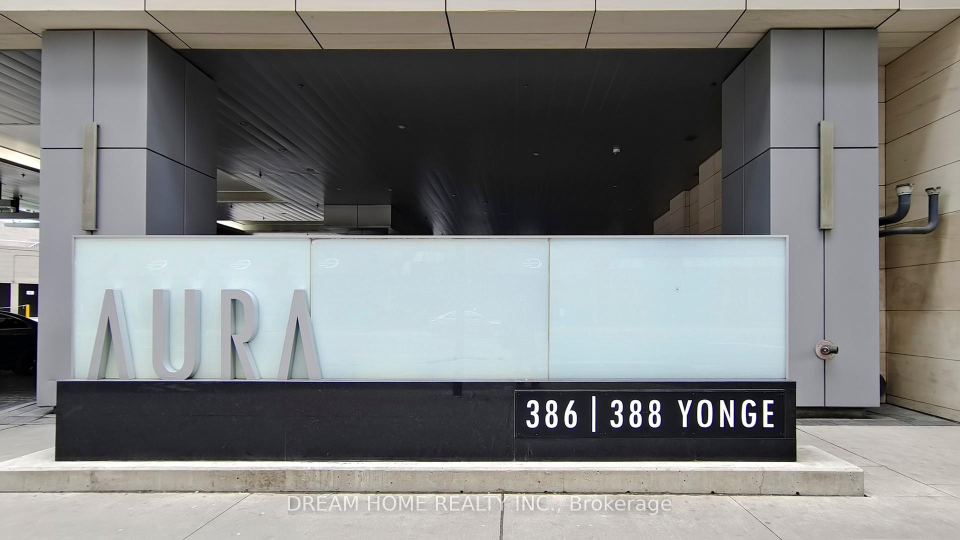 2 Bedrooms Condo at 386 Yonge, Toronto For sale