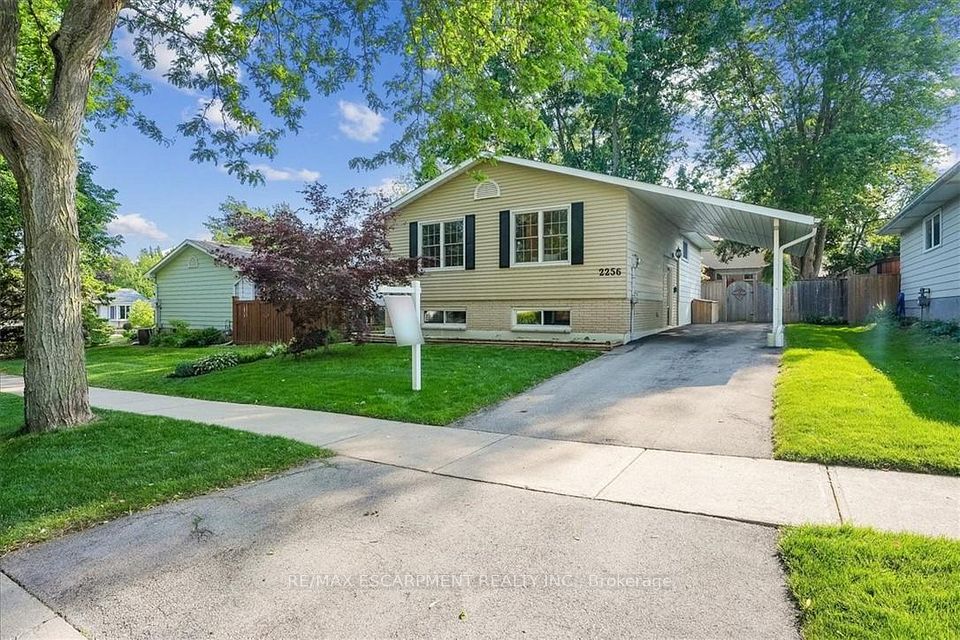 2256 Sheffield