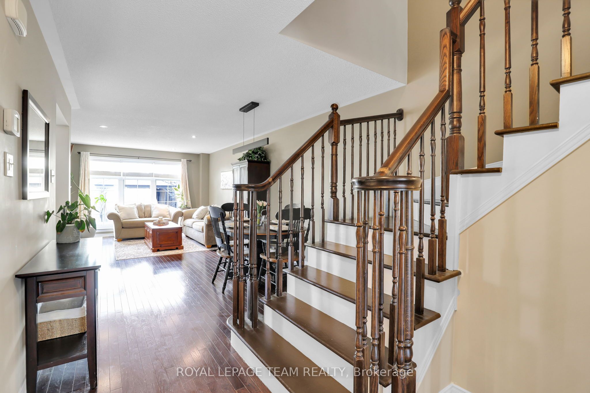 356 Aldworth Private, StittsvilleMunsterRichmond, ON K2S 0M9