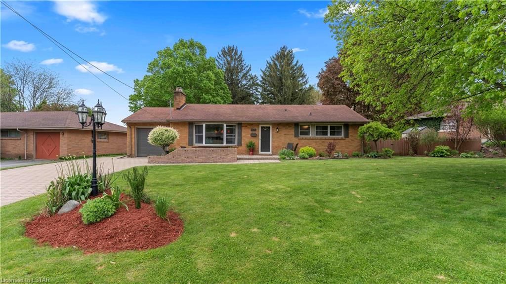 662 AMBERLEY Avenue London Ontario N6H 2X3