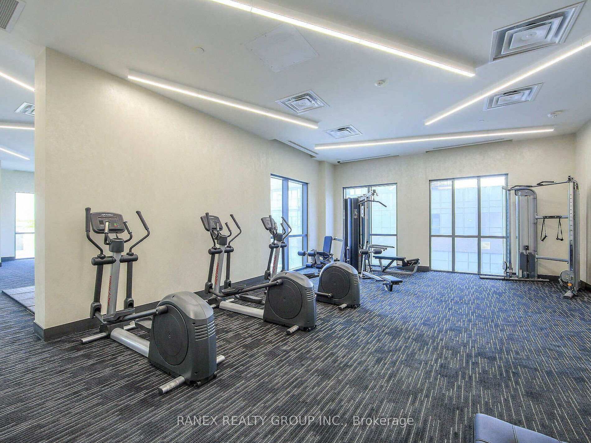 2 Bedrooms Condo at 5025 Four Springs, Mississauga For sale