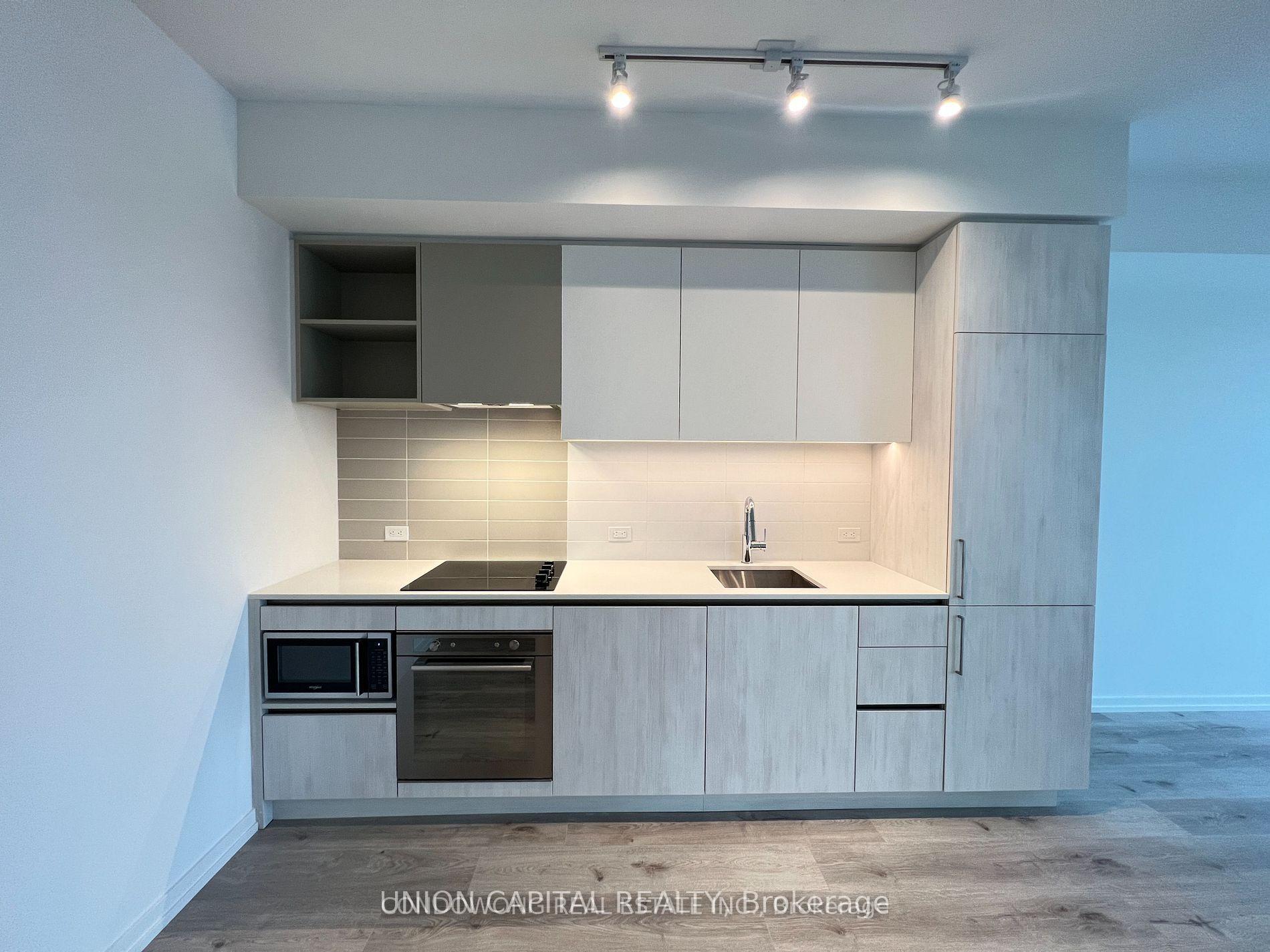 1 Bedroom Condo at 7890 Jane,  Vaughan For sale