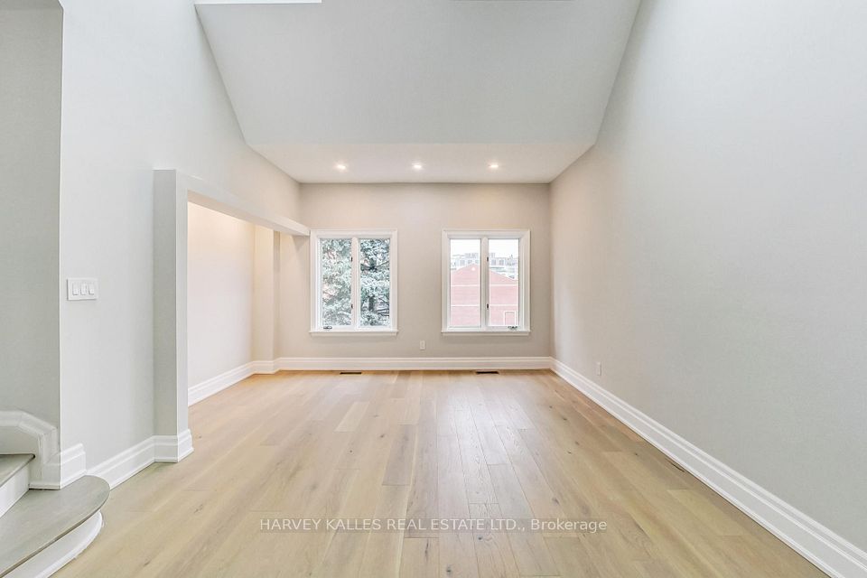 258 Spadina Road