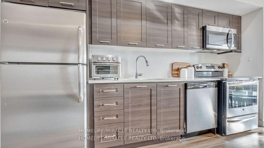 1 Bedroom Condo at 2220 Lake Shore, Toronto For sale