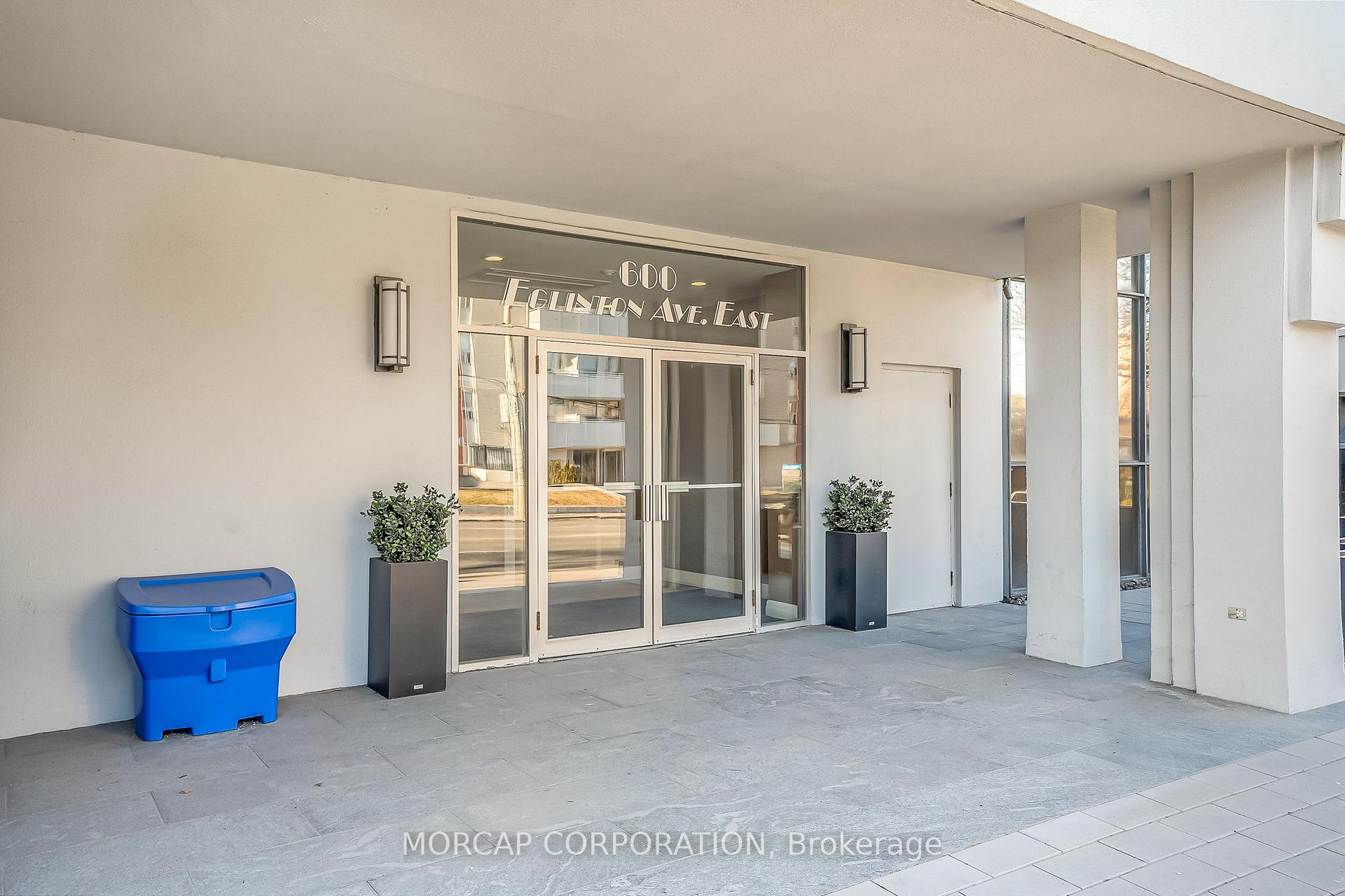 2 Bedrooms Condo at 600 Eglinton, Toronto For sale