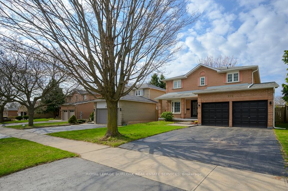 274 Honeyvale