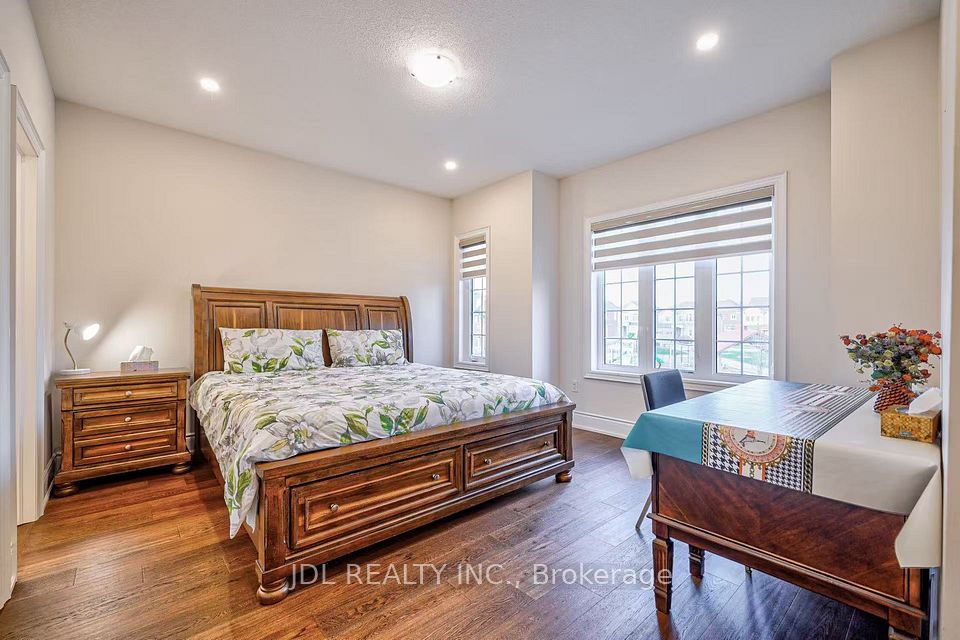 3178 Buttonbush
