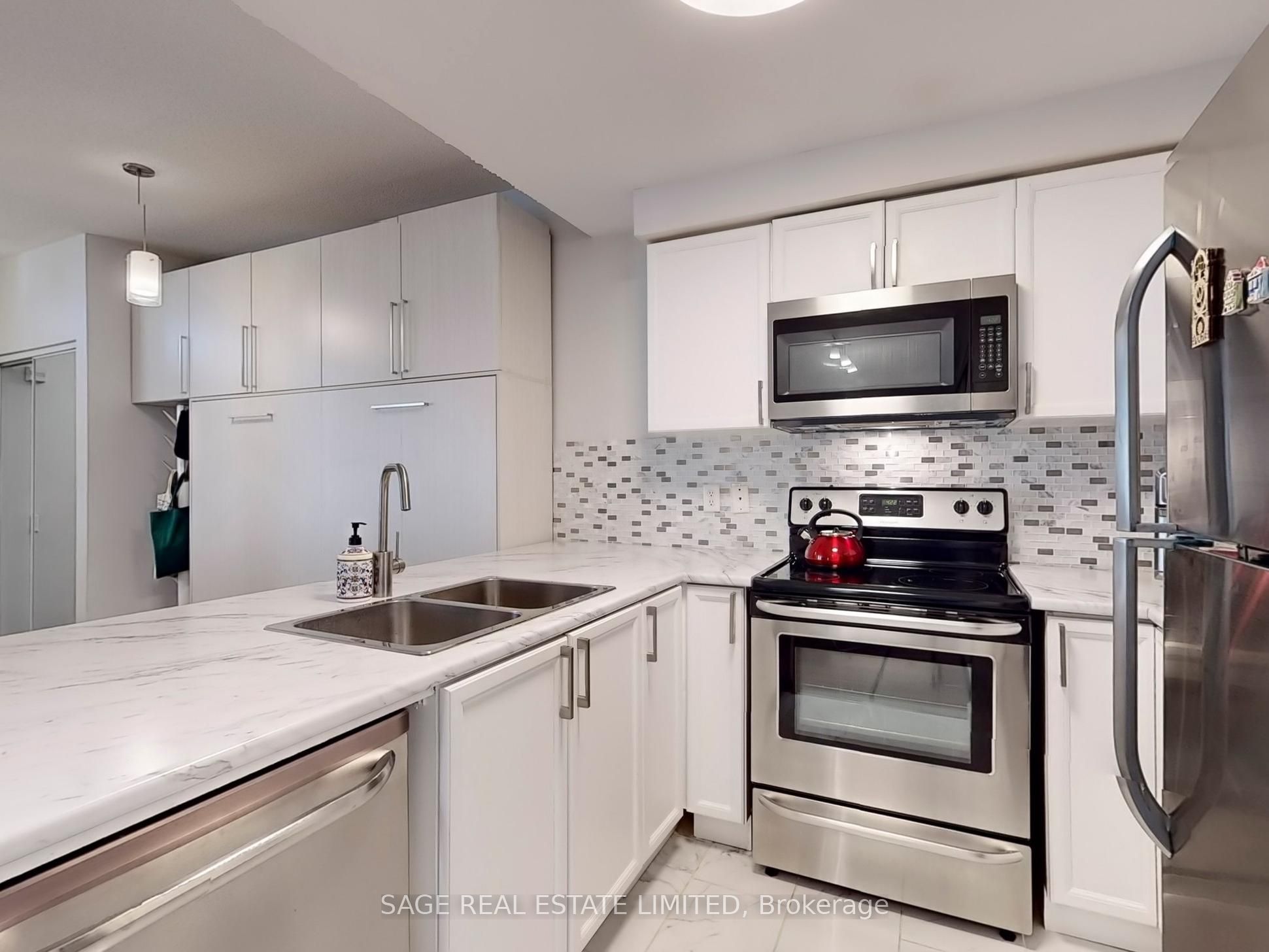#44 - 760 Lawrence Avenue, Toronto, ON M6A 3E7