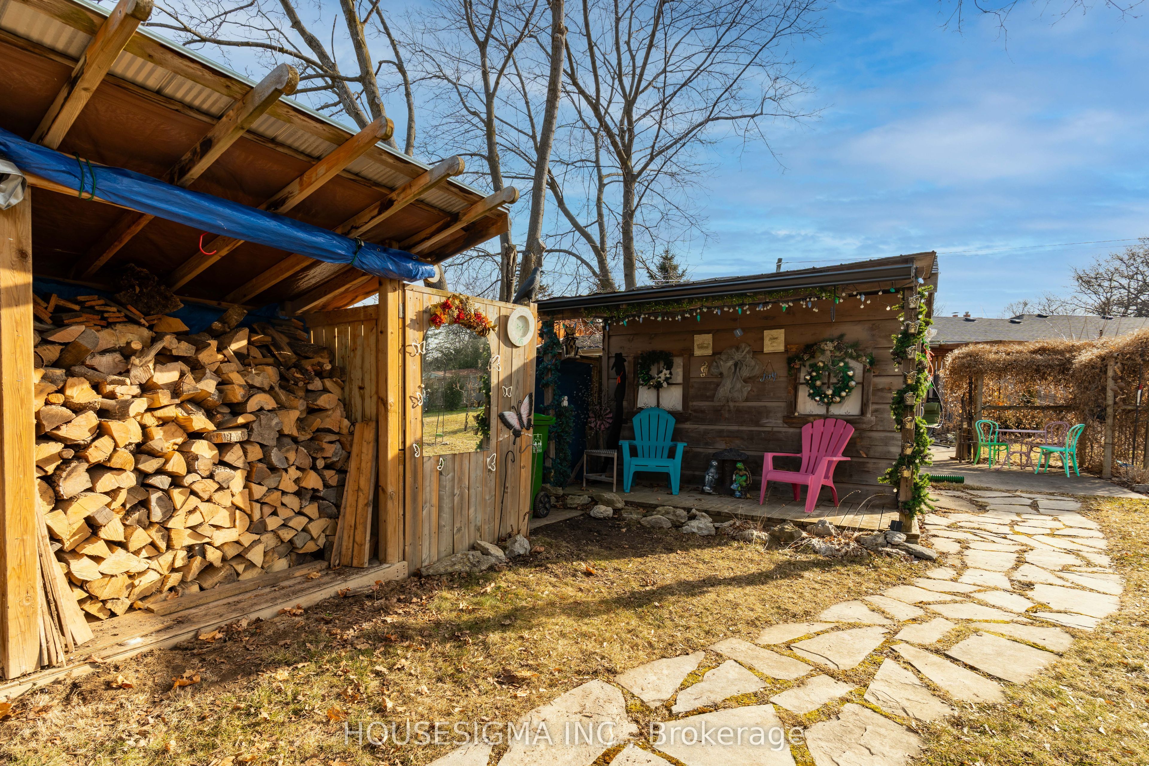 19 Dalewood Drive, St. Thomas St. Thomas