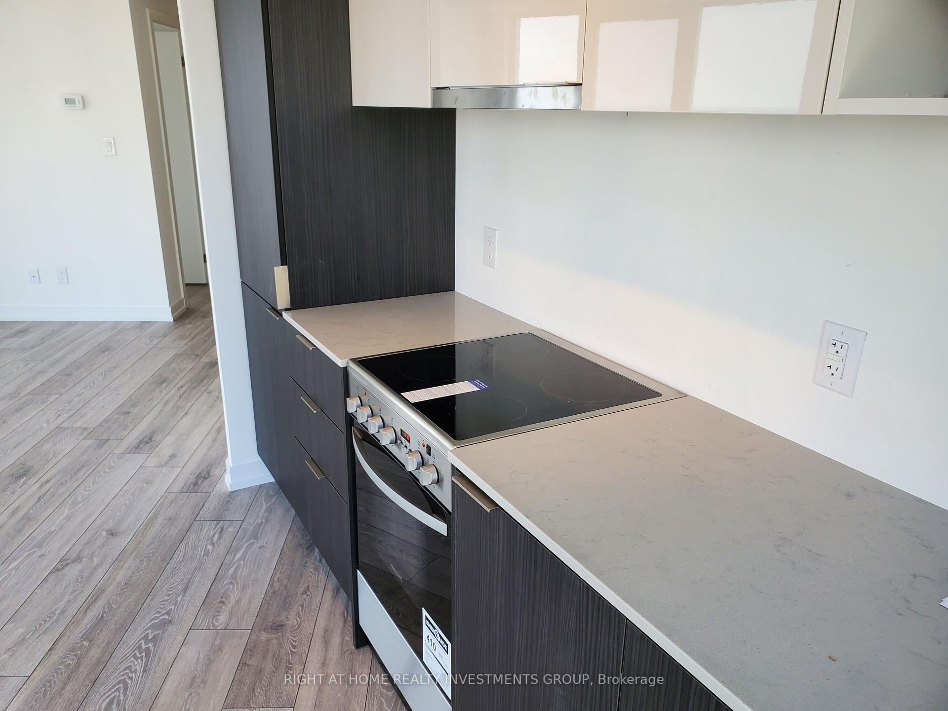 1 Bedroom Condo at 159 Wellesley, Toronto For sale