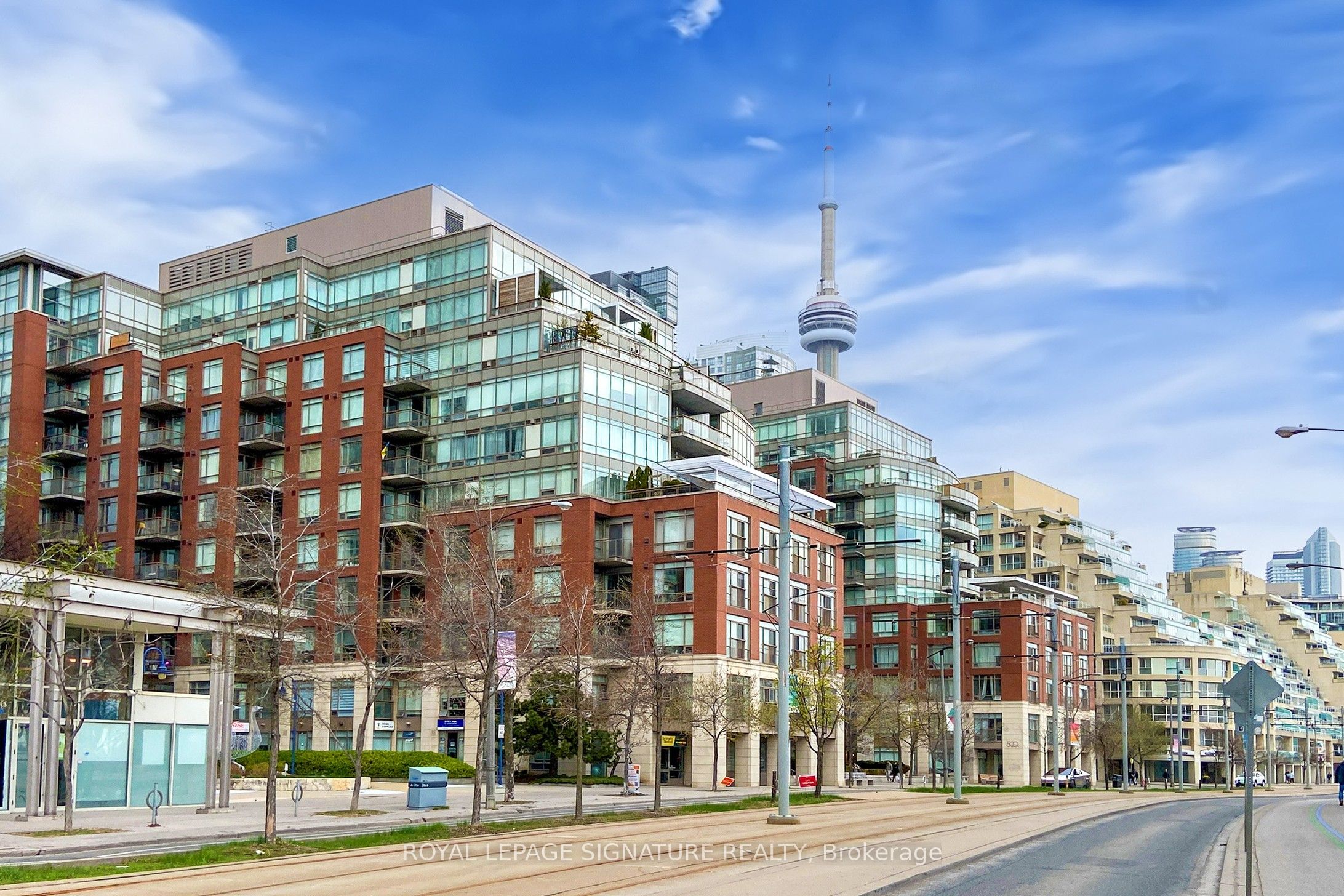 500 Queens Quay W, #102E Upper