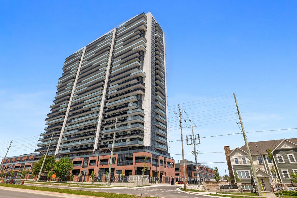 2425 SIMCOE