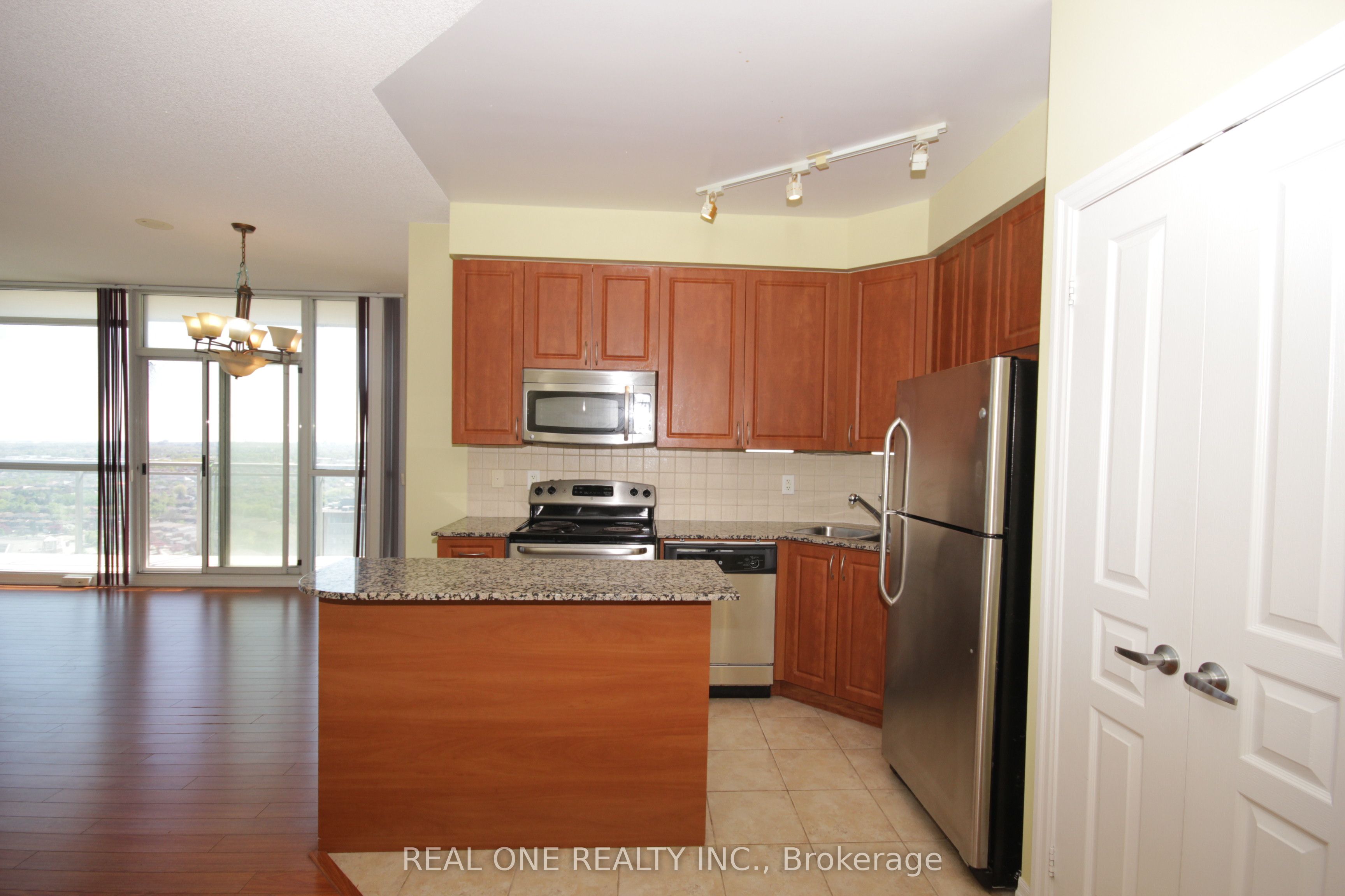 225 Webb Drive, #2110
