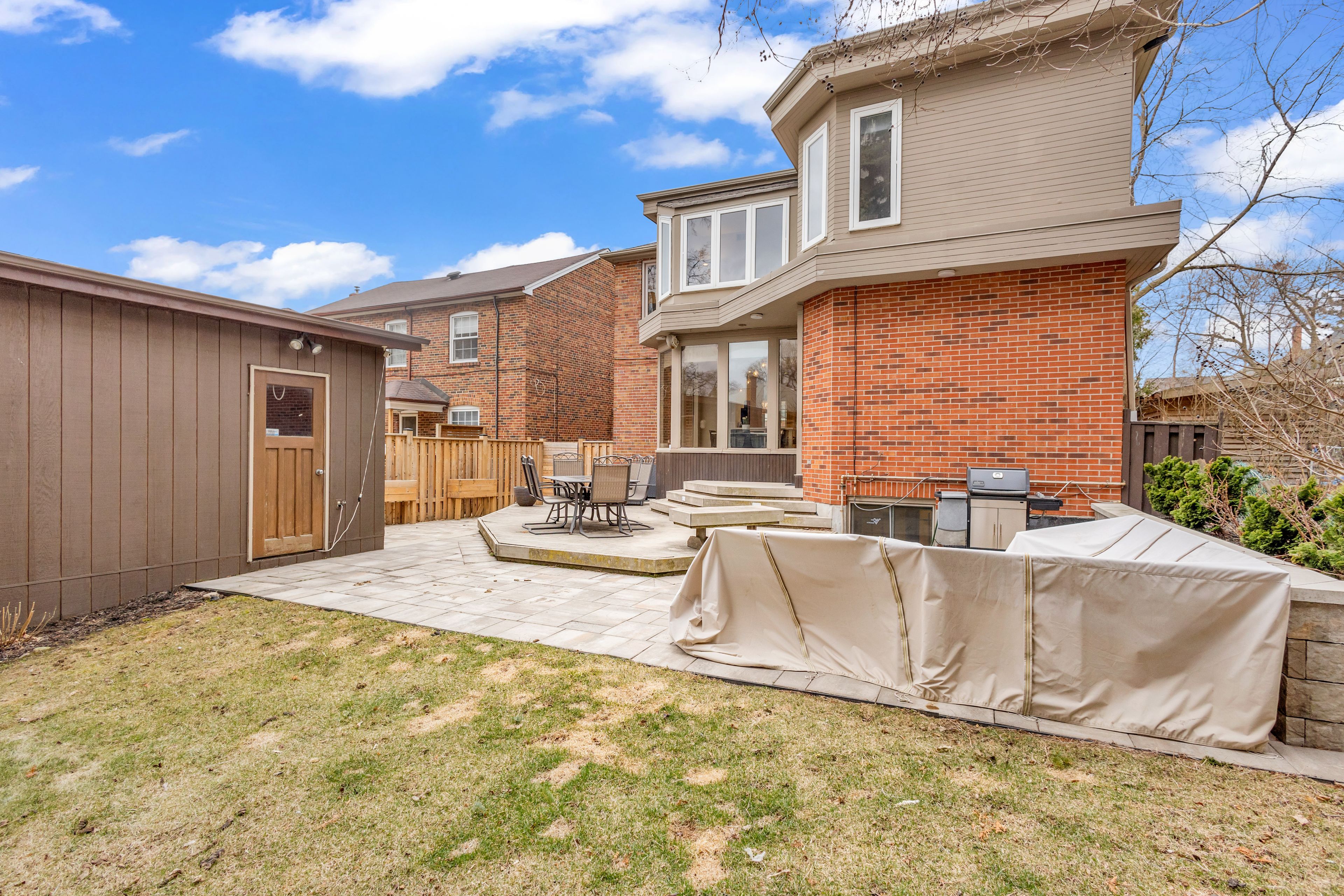 27 Peveril Hill S