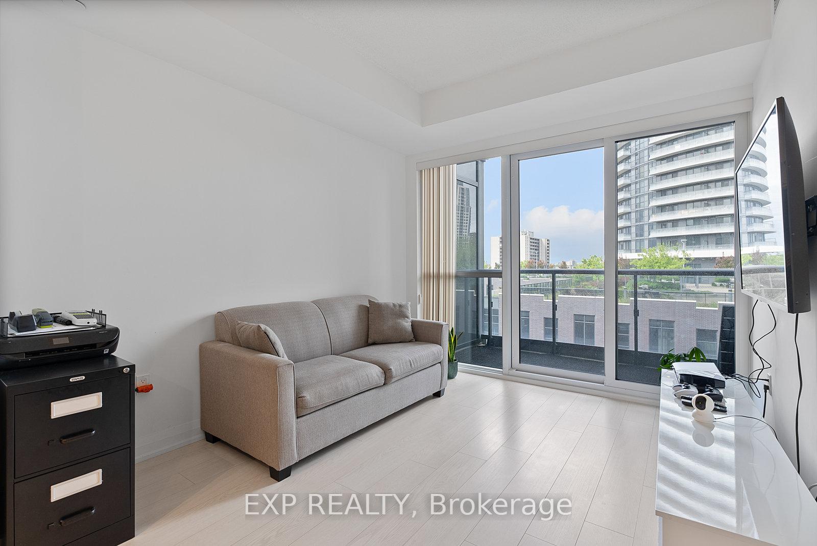 1 Bedroom Condo at 26 Gibbs, Toronto For sale