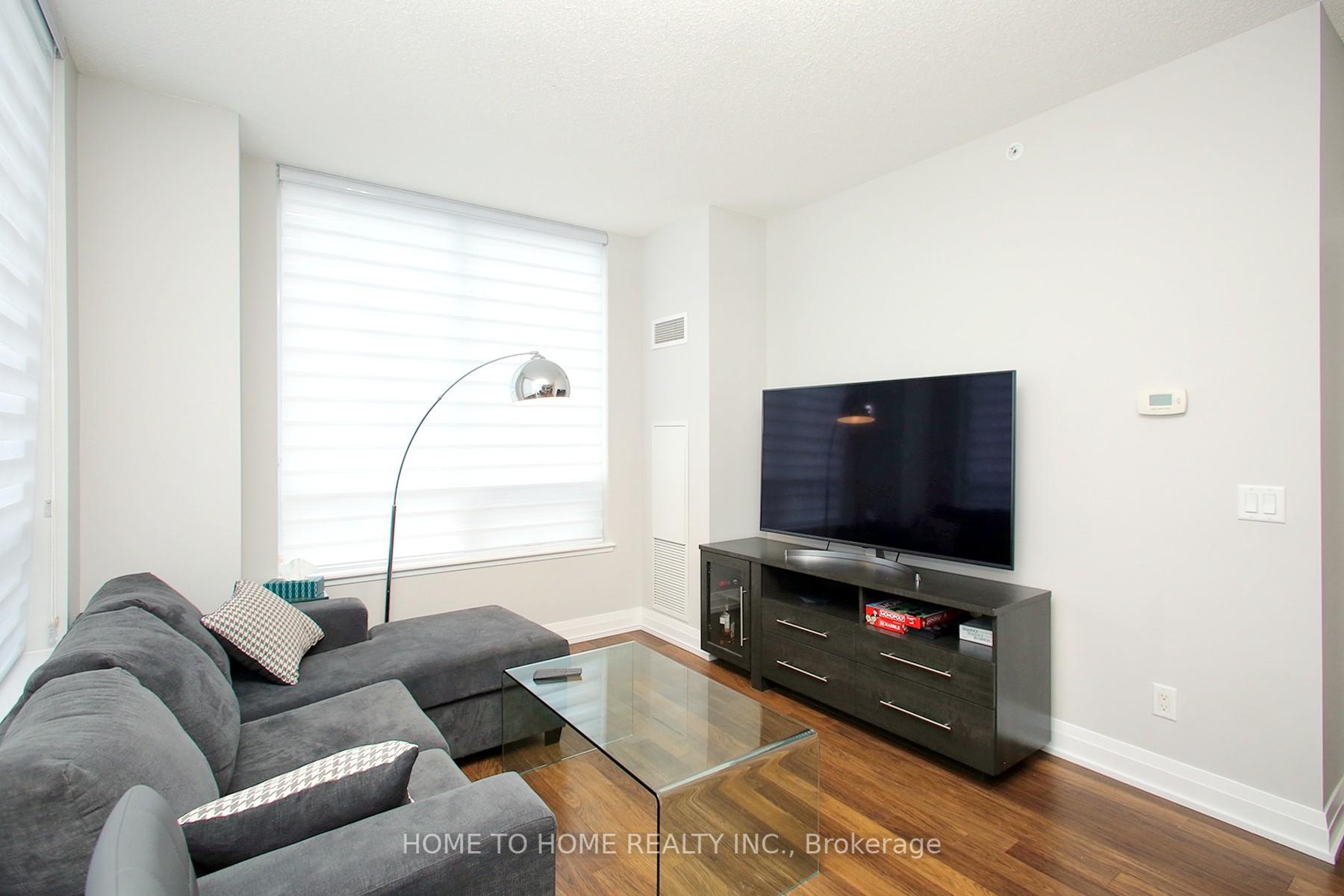 3 Bedrooms Condo at 85 North Park,  Vaughan For sale