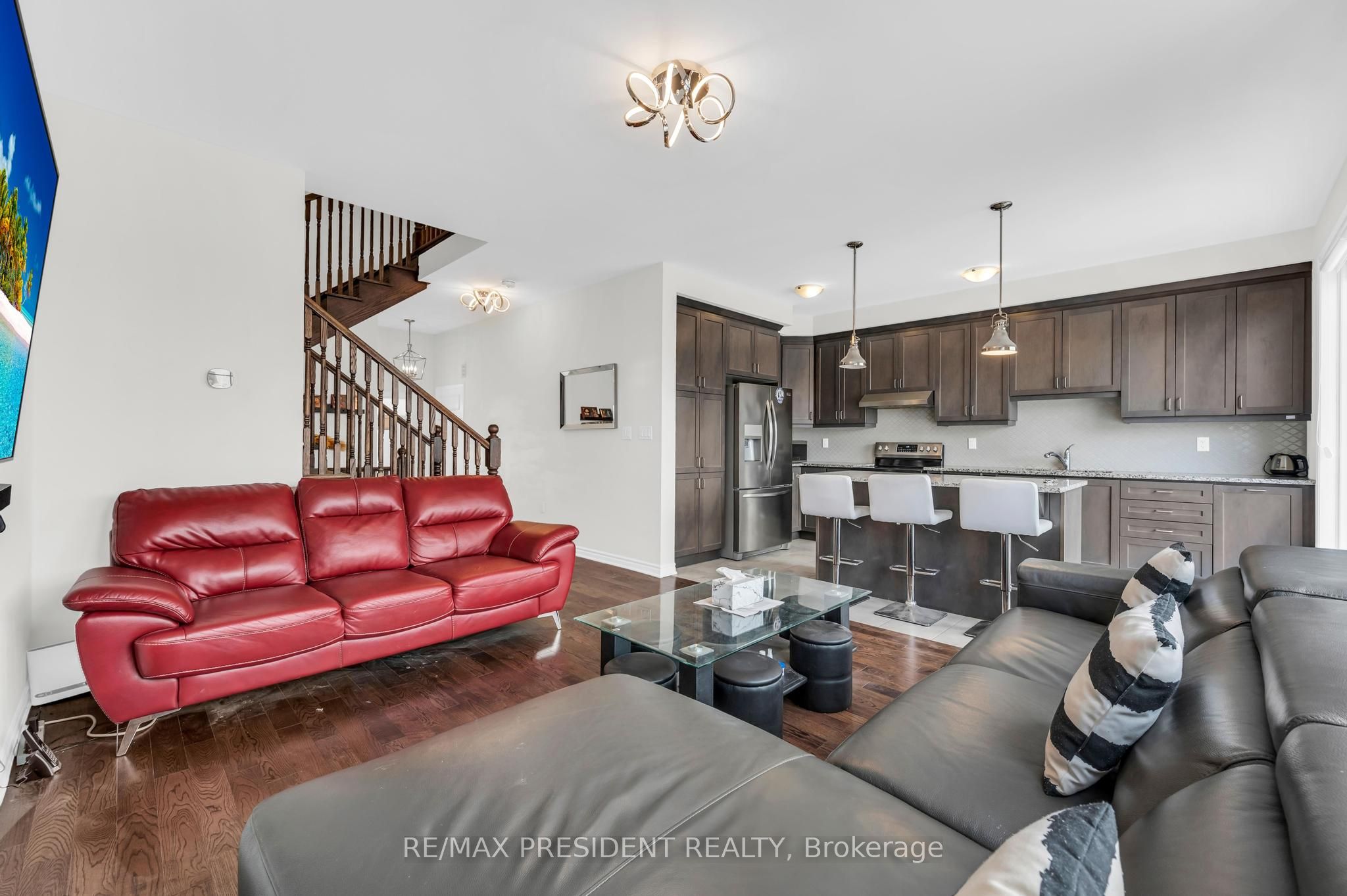10 Callahan Court