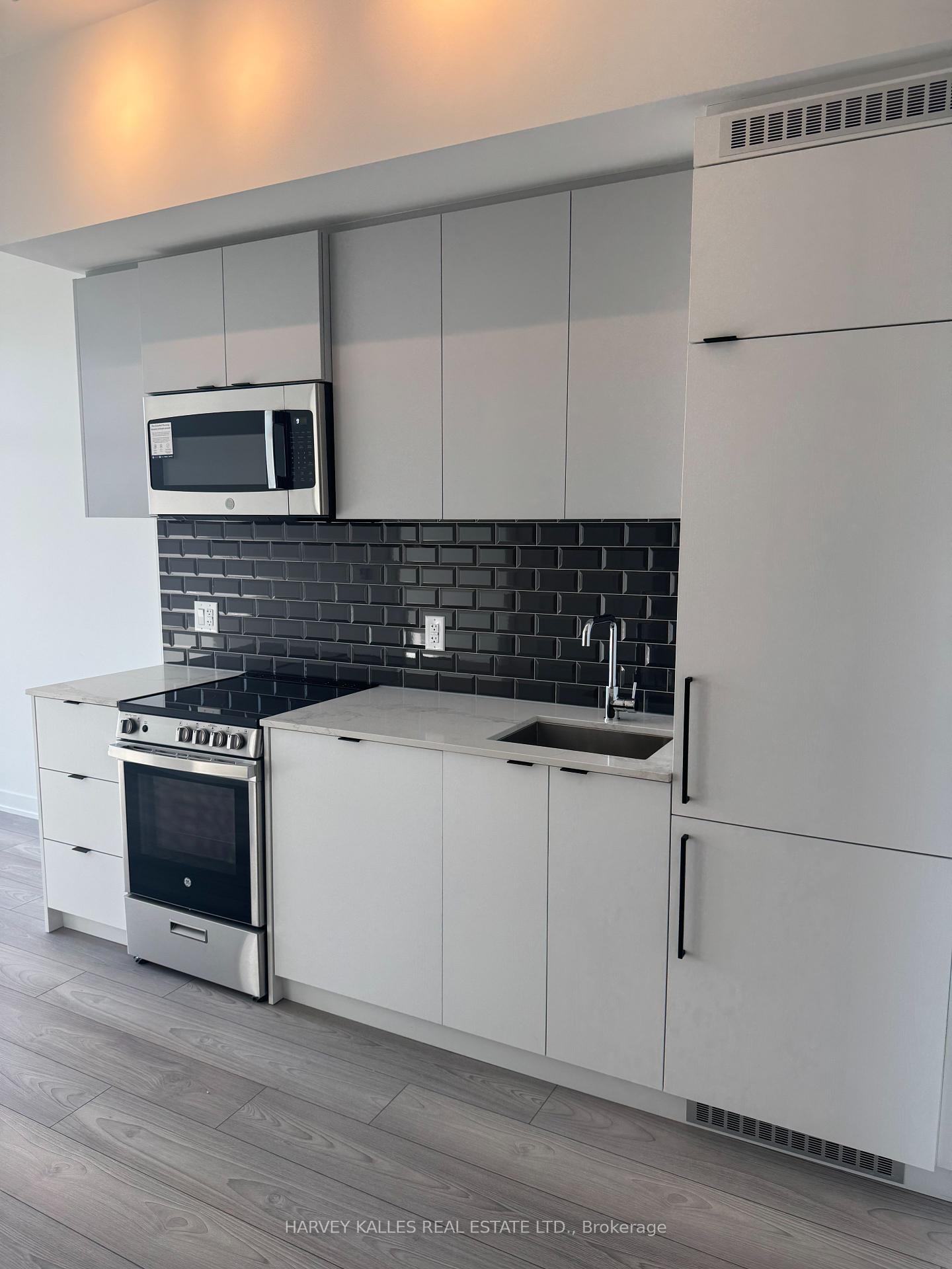 285 Dufferin Street 1109