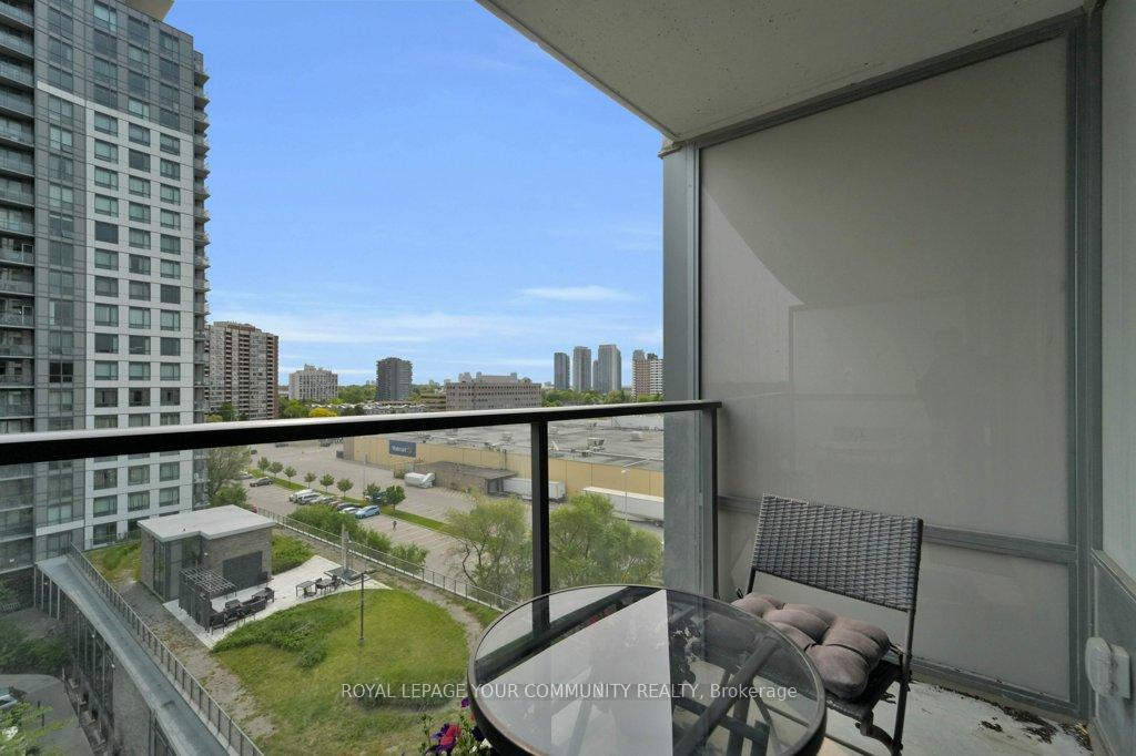 2 Bedrooms Condo at 185 Bonis, Toronto For sale