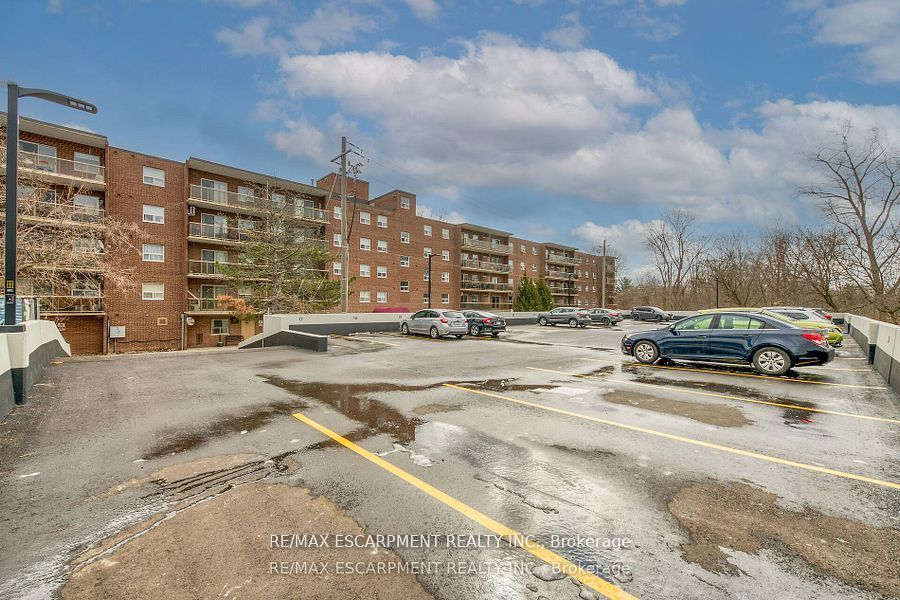 793 Colborne