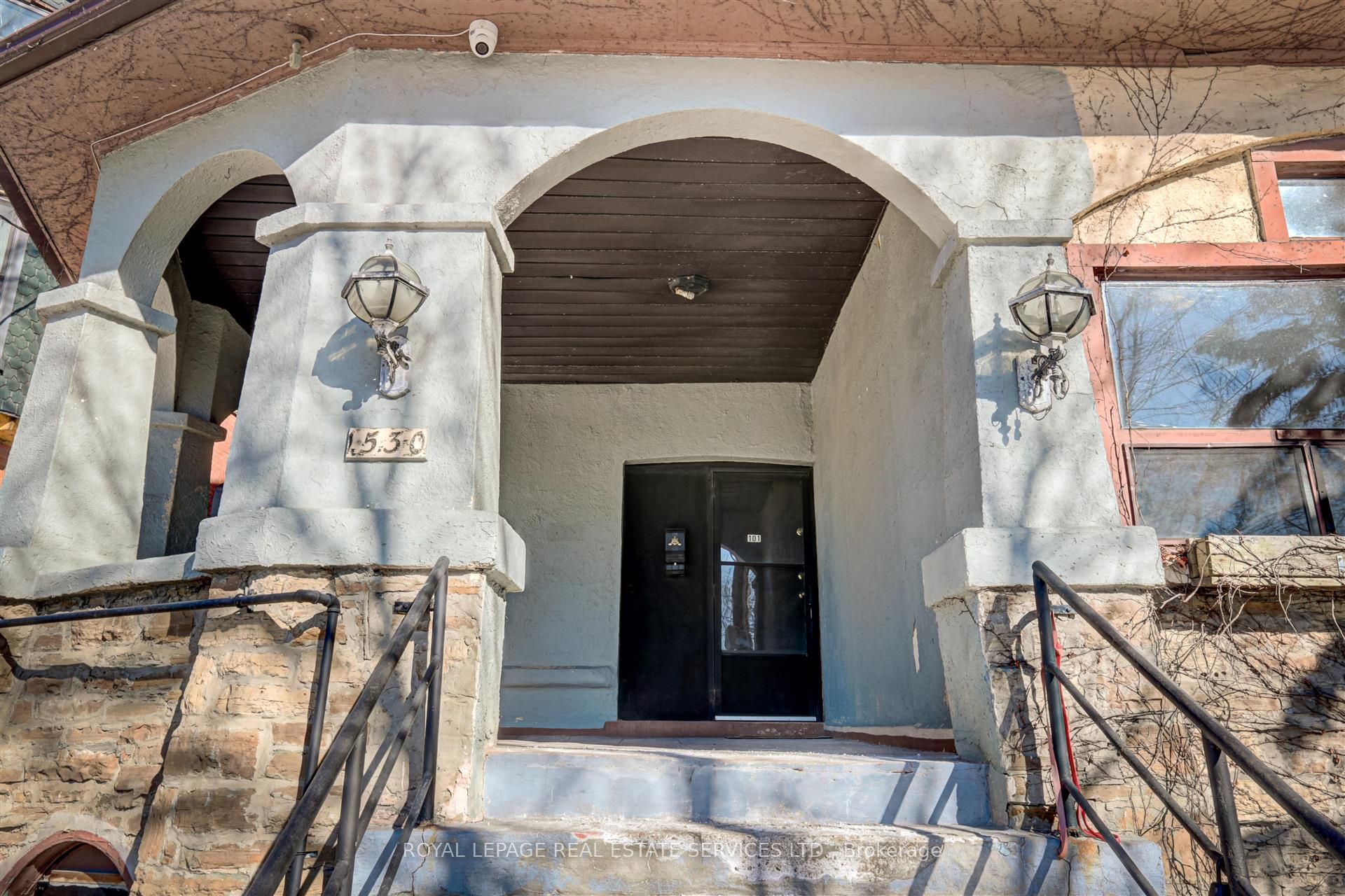 1530 King Street W, #101