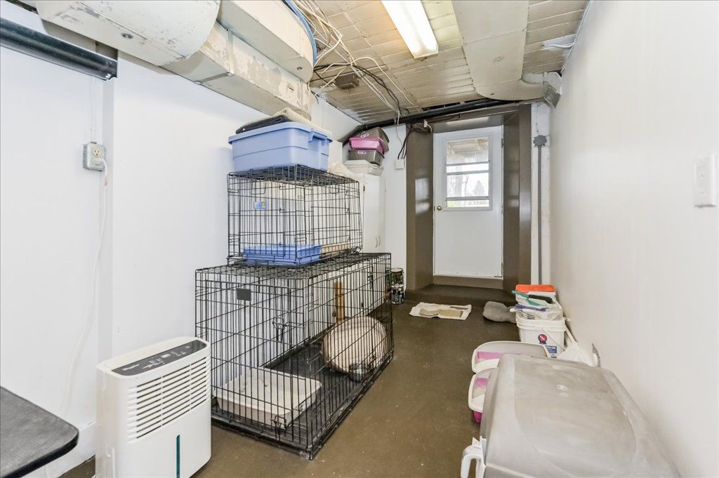 119 John Street W