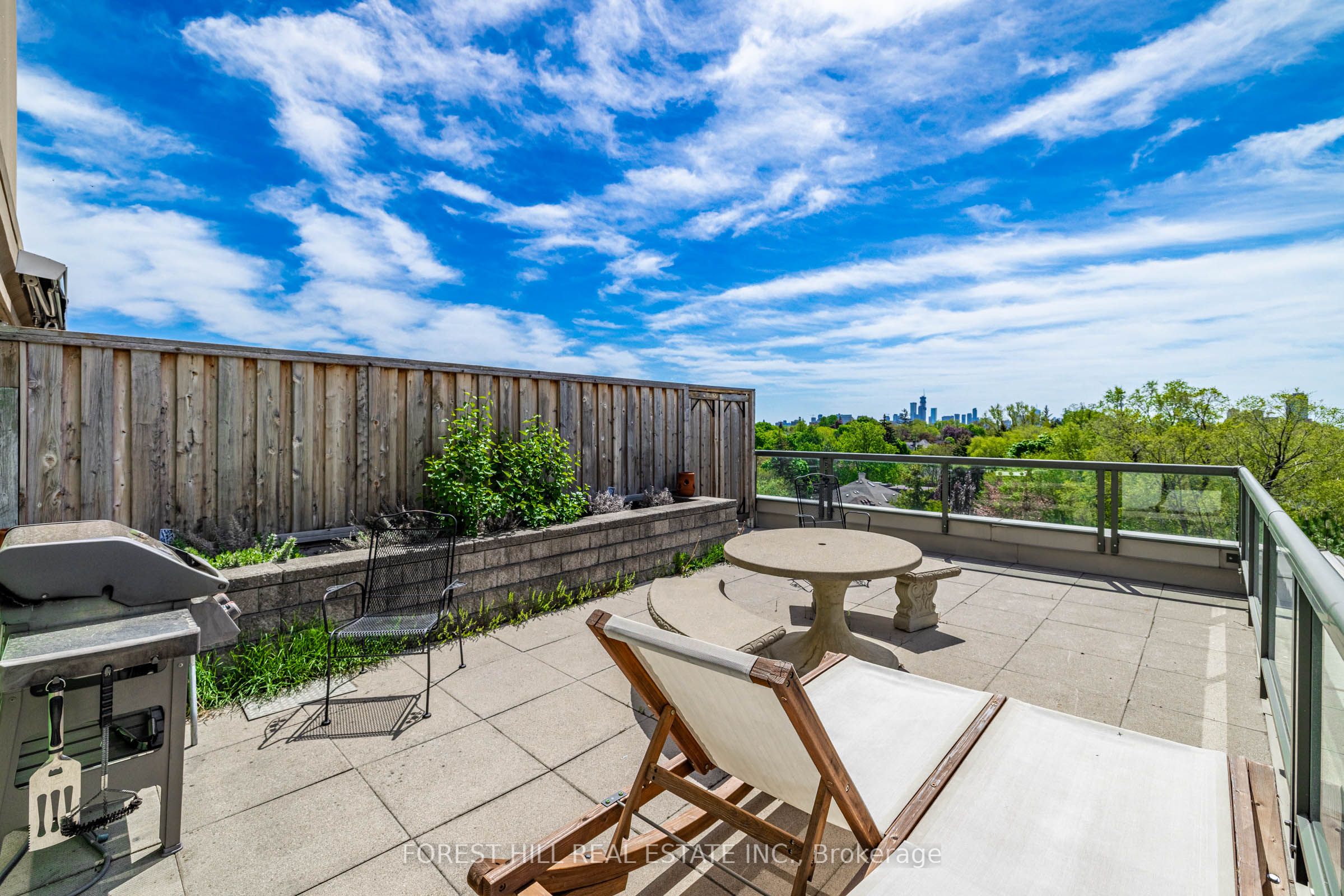800 Spadina Road, #602
