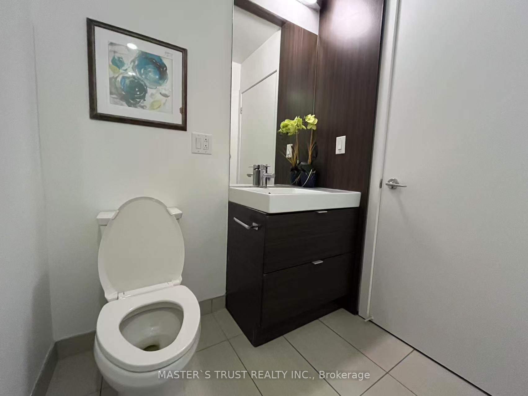 3 Bedrooms Condo at 62 Forest Manor, Toronto For sale