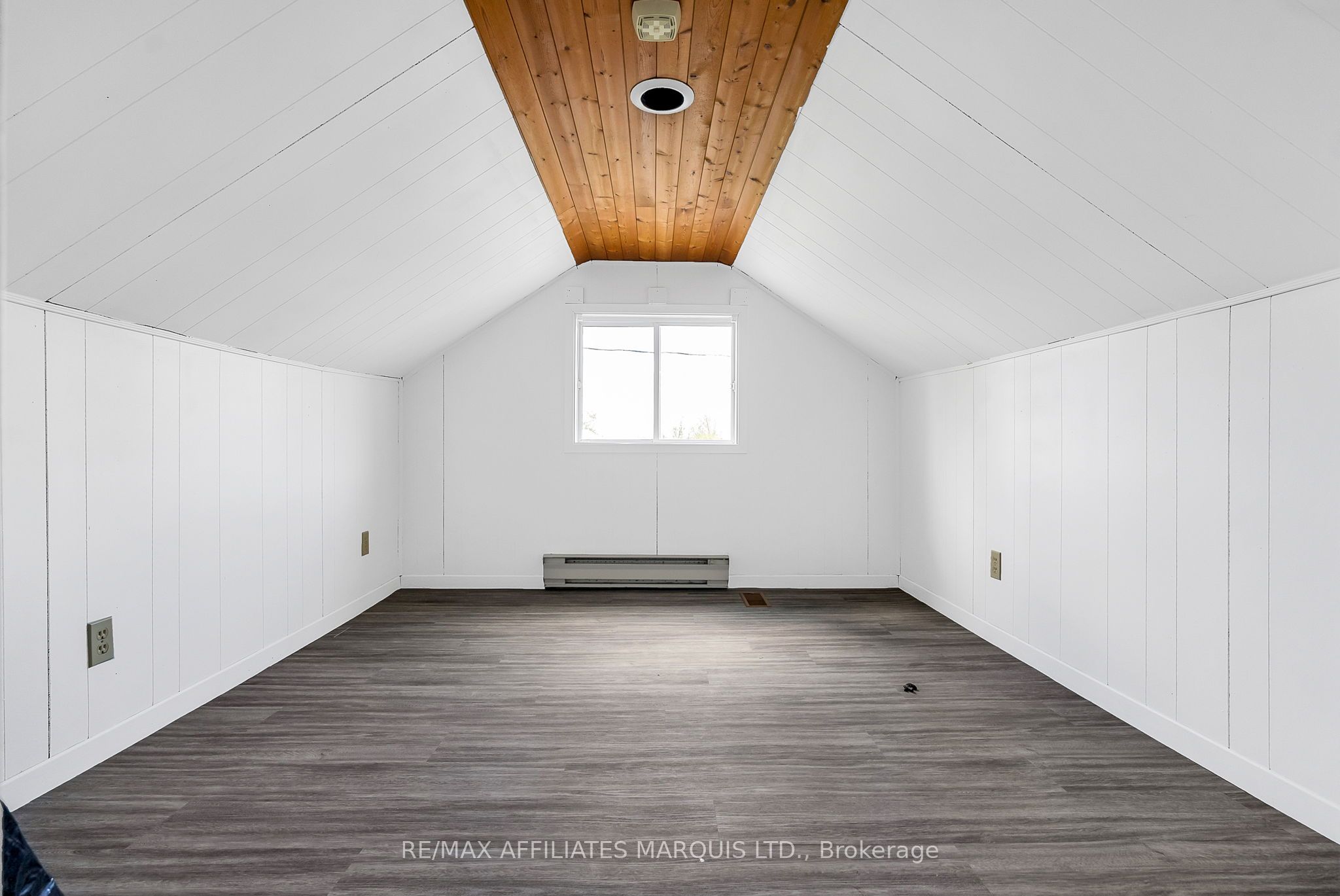 432 Eighth St Street, Cornwall, ON K6H 2T2