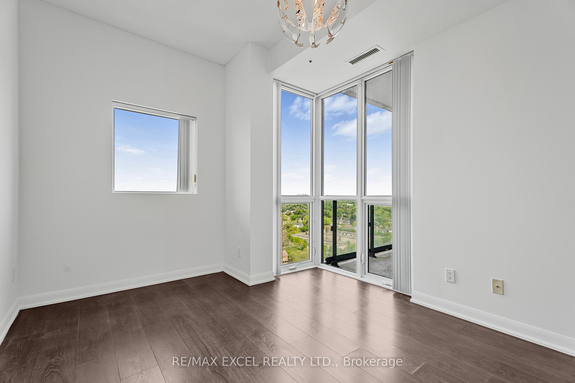 2 Bedrooms Condo at 5162 Yonge, Toronto For sale