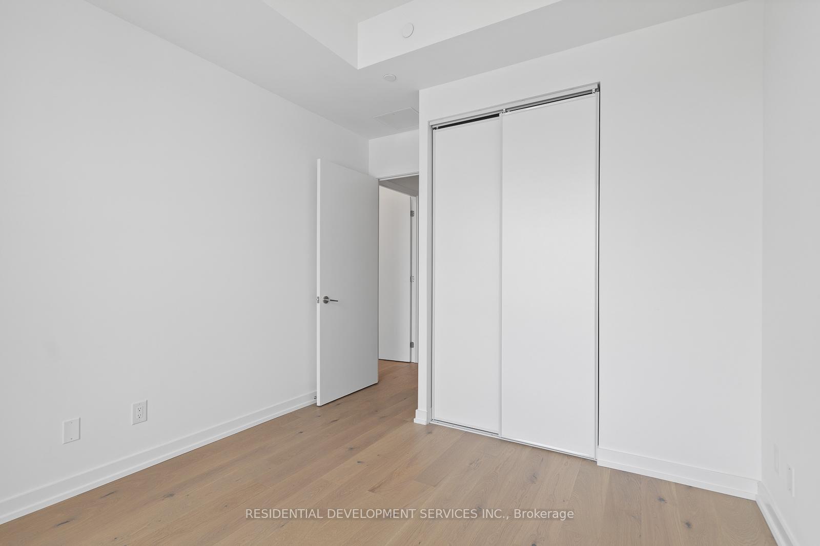 3 Bedrooms Condo at 3100 Keele,  Toronto For sale